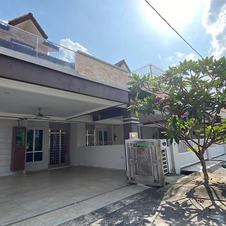 Simfoni Families Suite Kuah Exterior foto